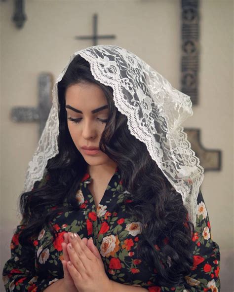 types of christian veils.